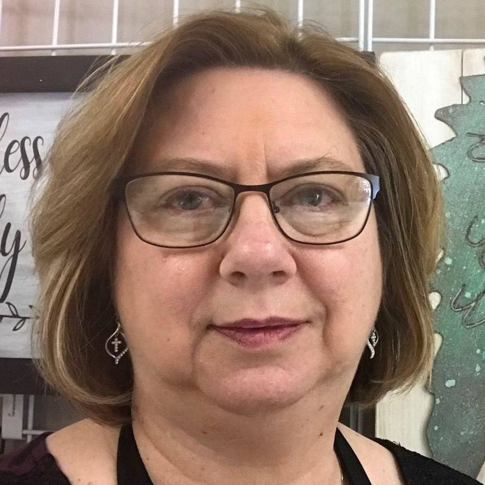 Meet your Posher, Cindy